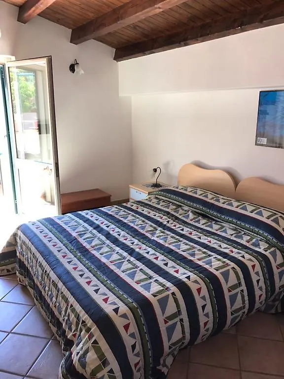 Ca'Serta Apartman Isola di Ustica 0*,